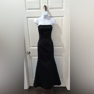 Jessica McClintock Classic Black Strapless Gown Women’s 9